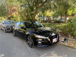 نيسان ألتيما